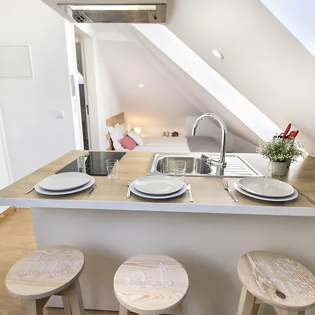 Apartament Cosy Flat In Bica Funicular Street