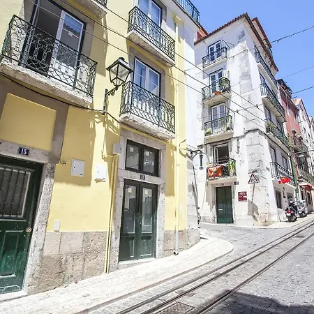 Apartament Cosy Flat In Bica Funicular Street *