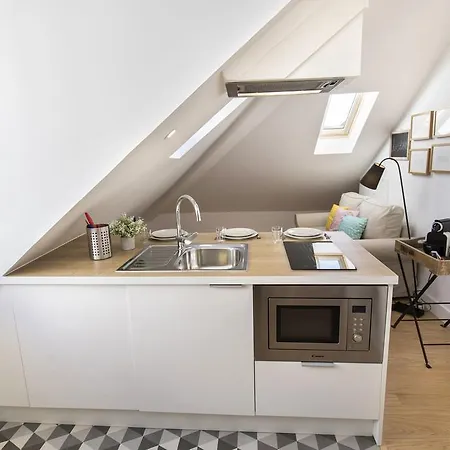Apartament Cosy Flat In Bica Funicular Street